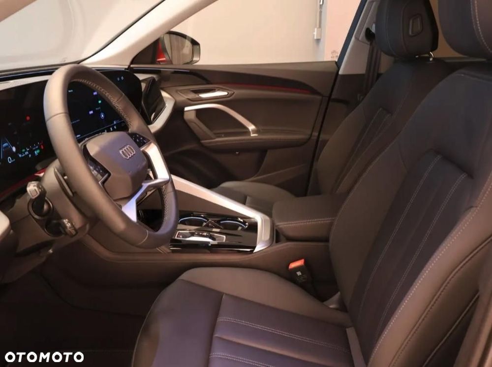 Audi Q5 Sportback - 11