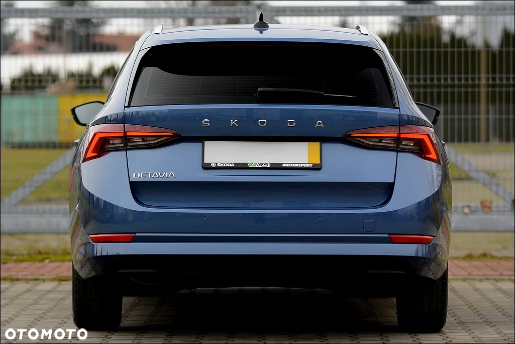 Skoda Octavia Combi 2.0 TDI DSG Ultimate - 7