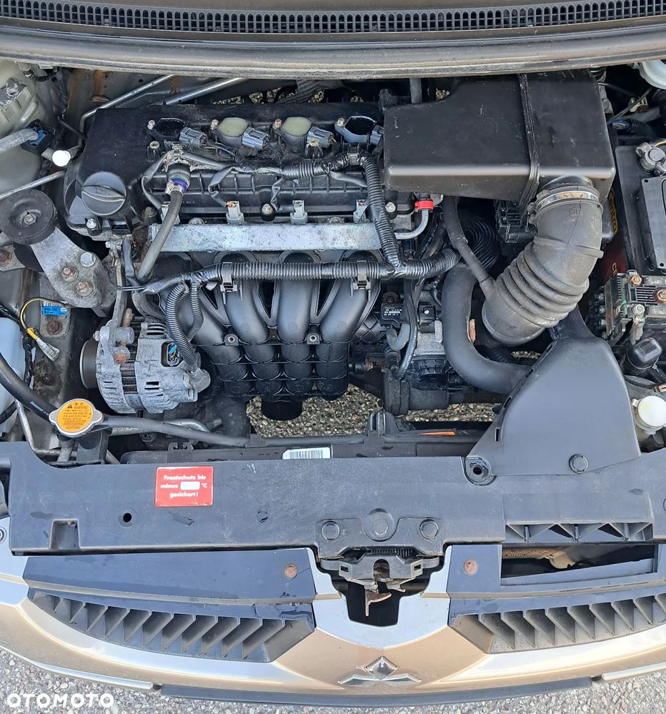 Mitsubishi Colt - 11