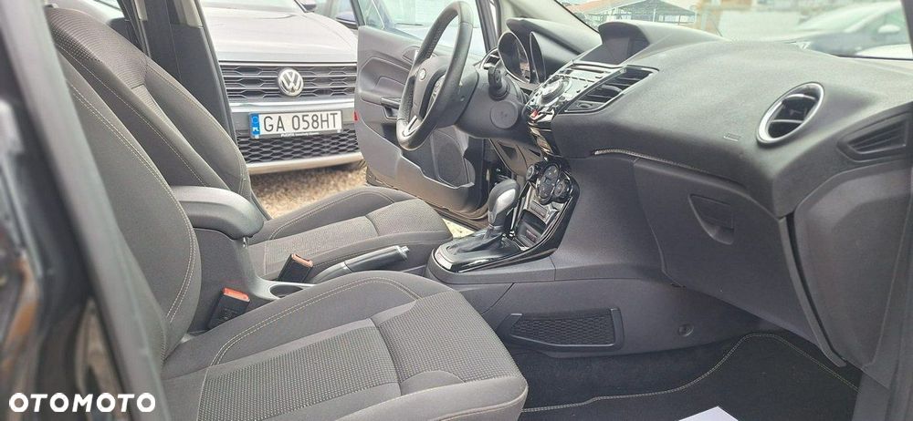 Ford Fiesta - 12