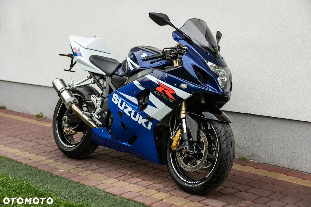 Suzuki GSX-R - 1