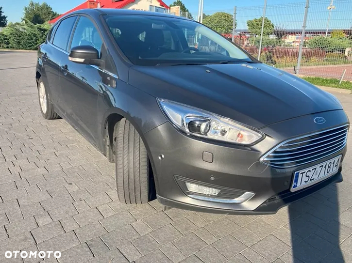 Ford Focus 1.5 EcoBoost Start-Stopp-System Titanium - 2