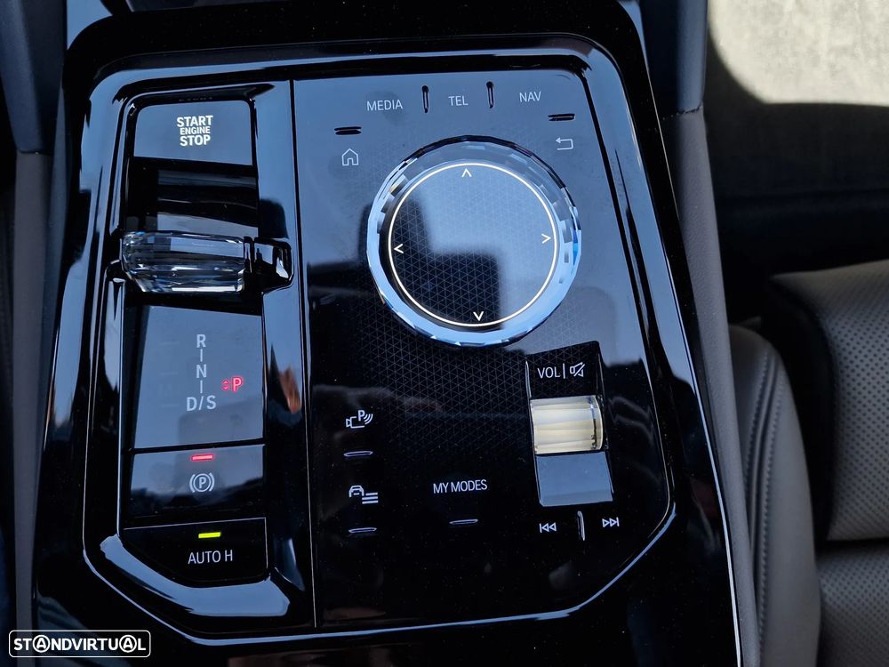 BMW 550 e xDrive Pack Desportivo M Pro - 34