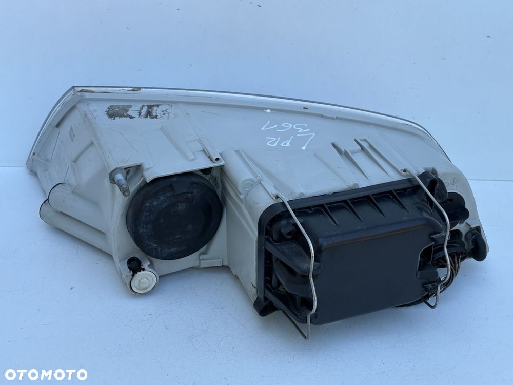SKODA OCTAVIA 2 LAMPA PRZÓD PRZEDNIA PRAWA  EUROPA - 9