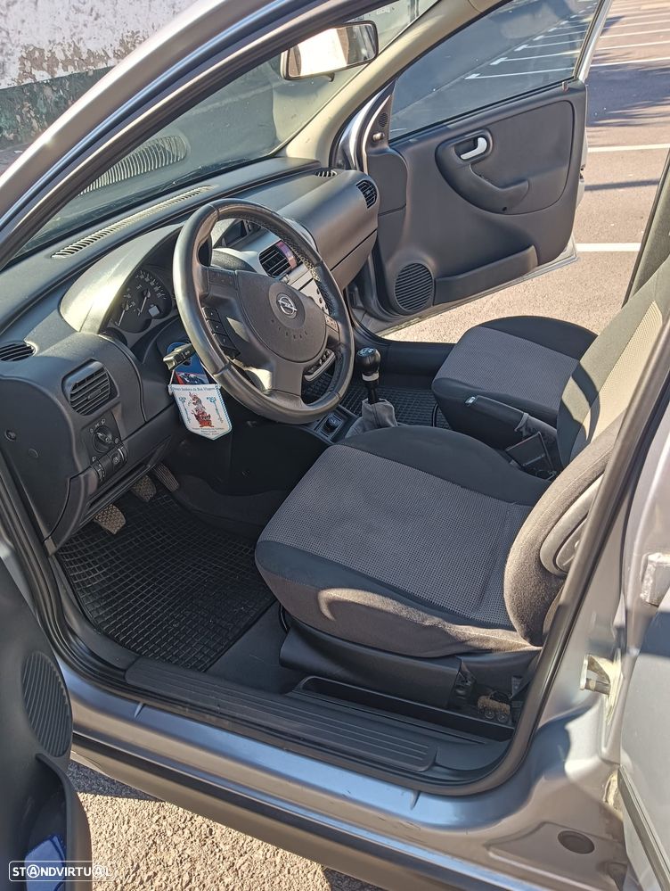 Opel Corsa 1.2 16V Enjoy - 5