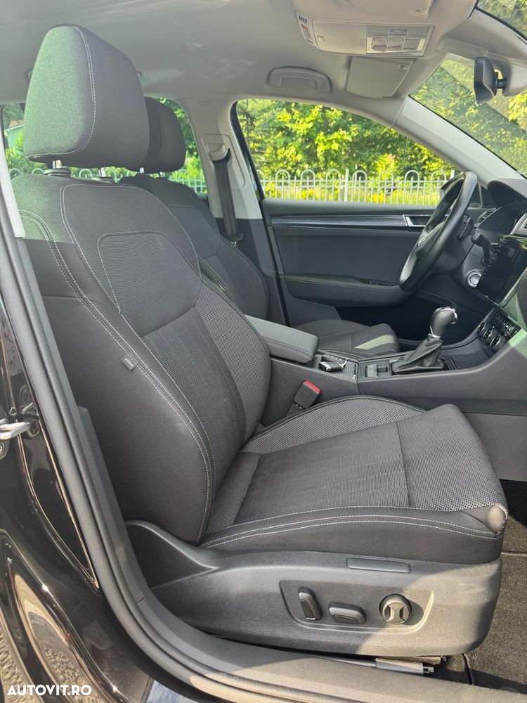 Skoda Superb 2.0 TDI DSG Style - 17