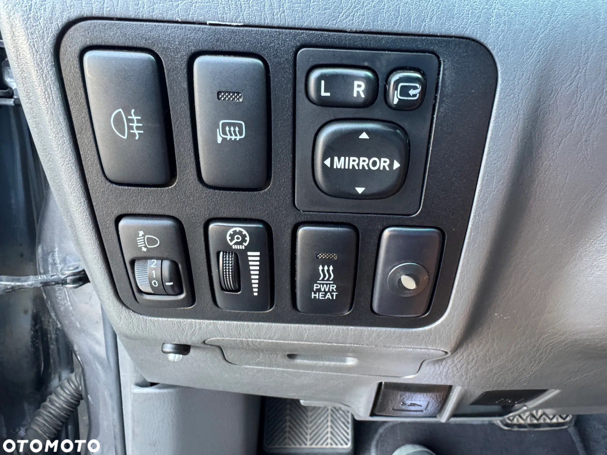 Toyota Land Cruiser 3.0 D Sol Navi Platinium - 26
