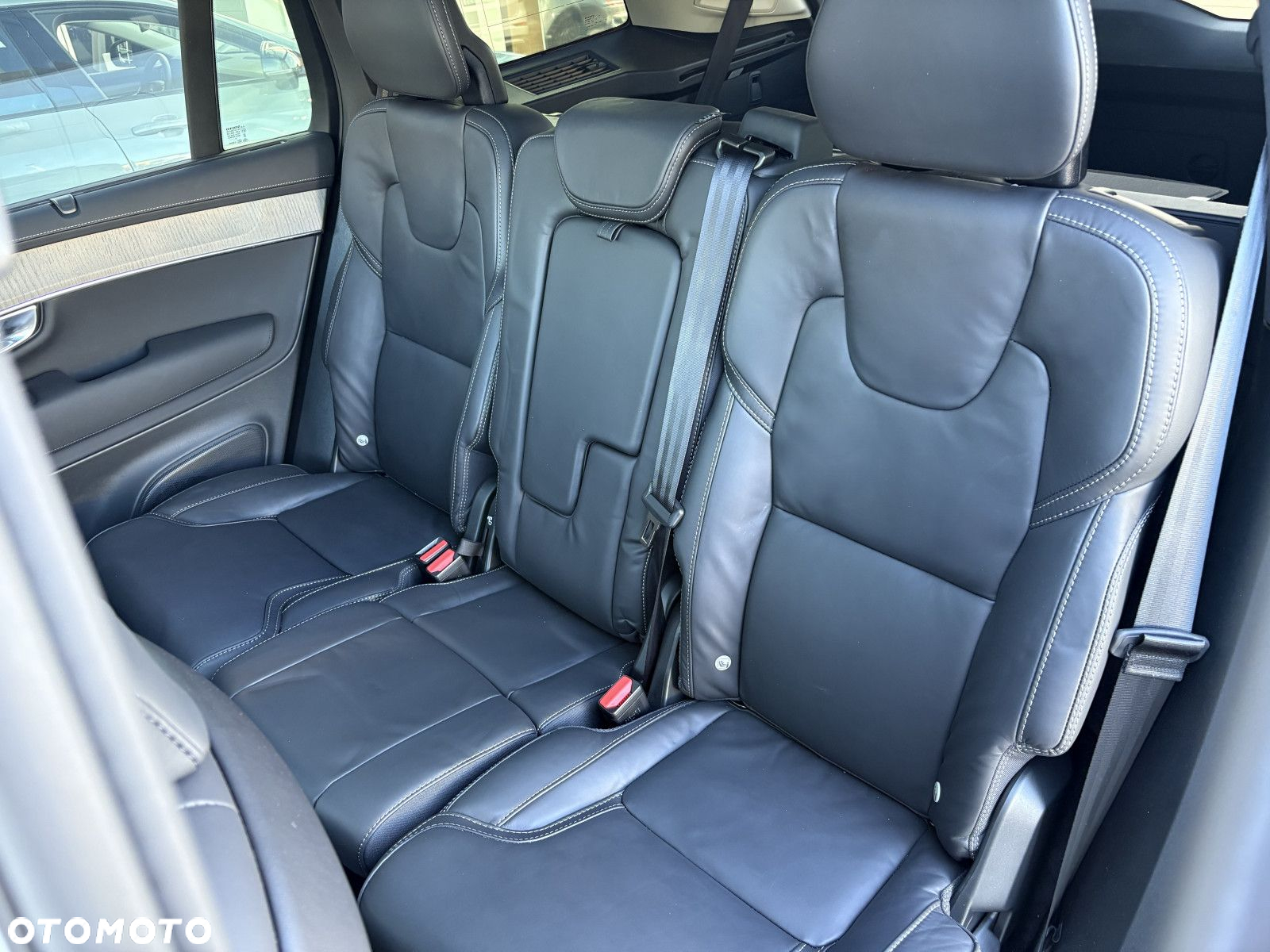 Volvo XC 90 - 31