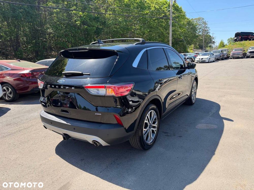 Ford Escape 2.0 EcoBoost AWD Titanium - 5