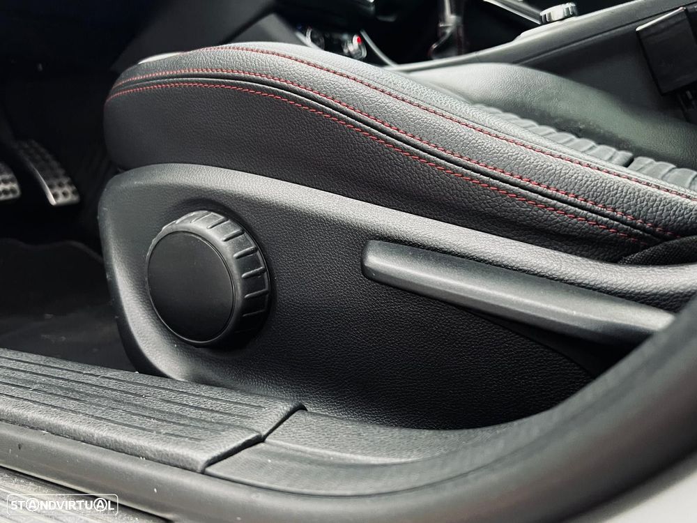 Mercedes-Benz A 180 d AMG Line - 34