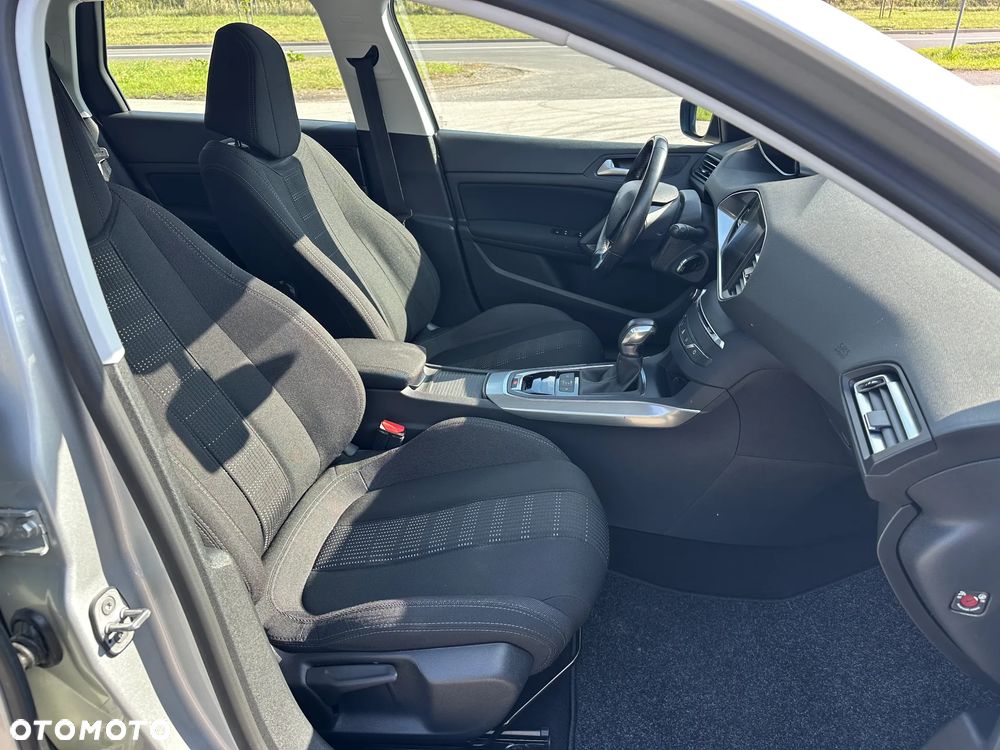 Peugeot 308 BlueHDi 120 EAT6 Stop & Start Business-Line - 24