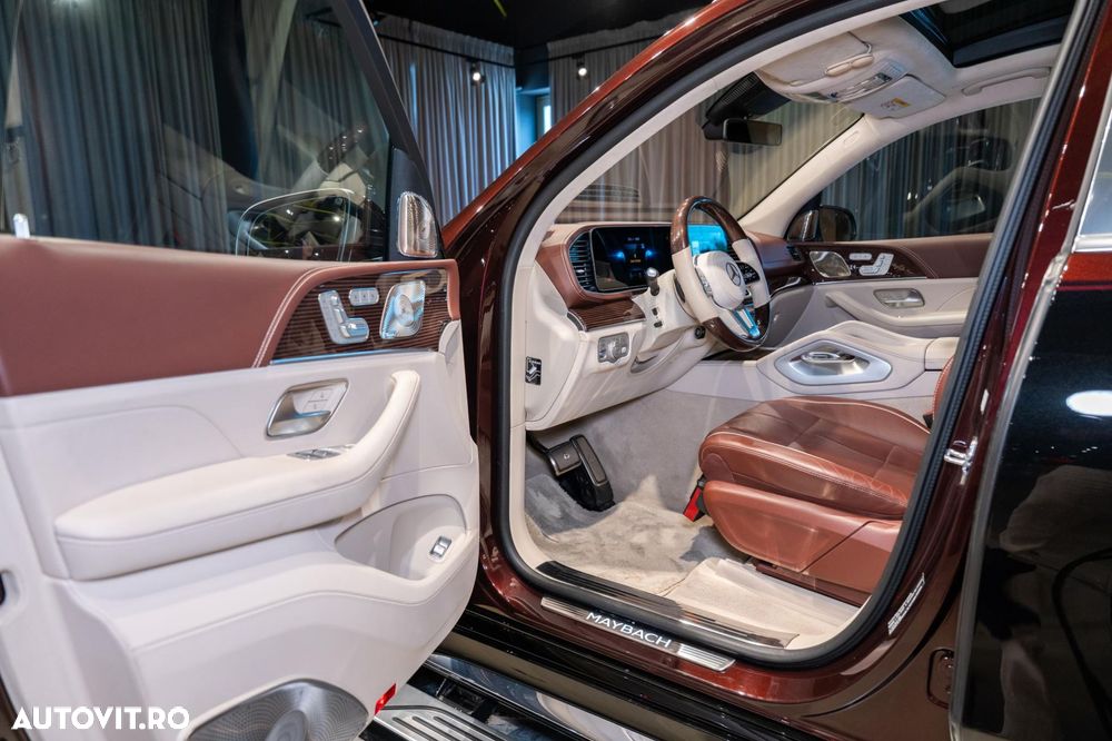 Mercedes-Benz GLS - 27