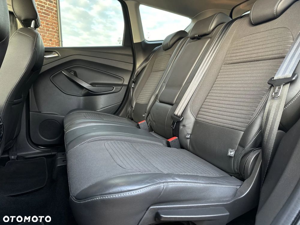 Ford Kuga 2.0 TDCi FWD Titanium - 18