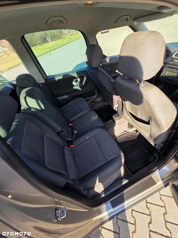 Skoda Roomster 1.9 TDI - 9