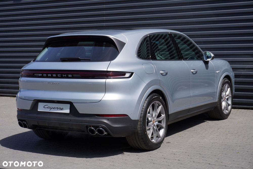 Porsche Cayenne - 8