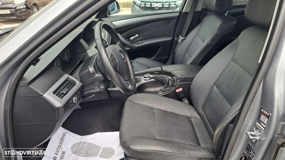 BMW 520 d Executive - 25