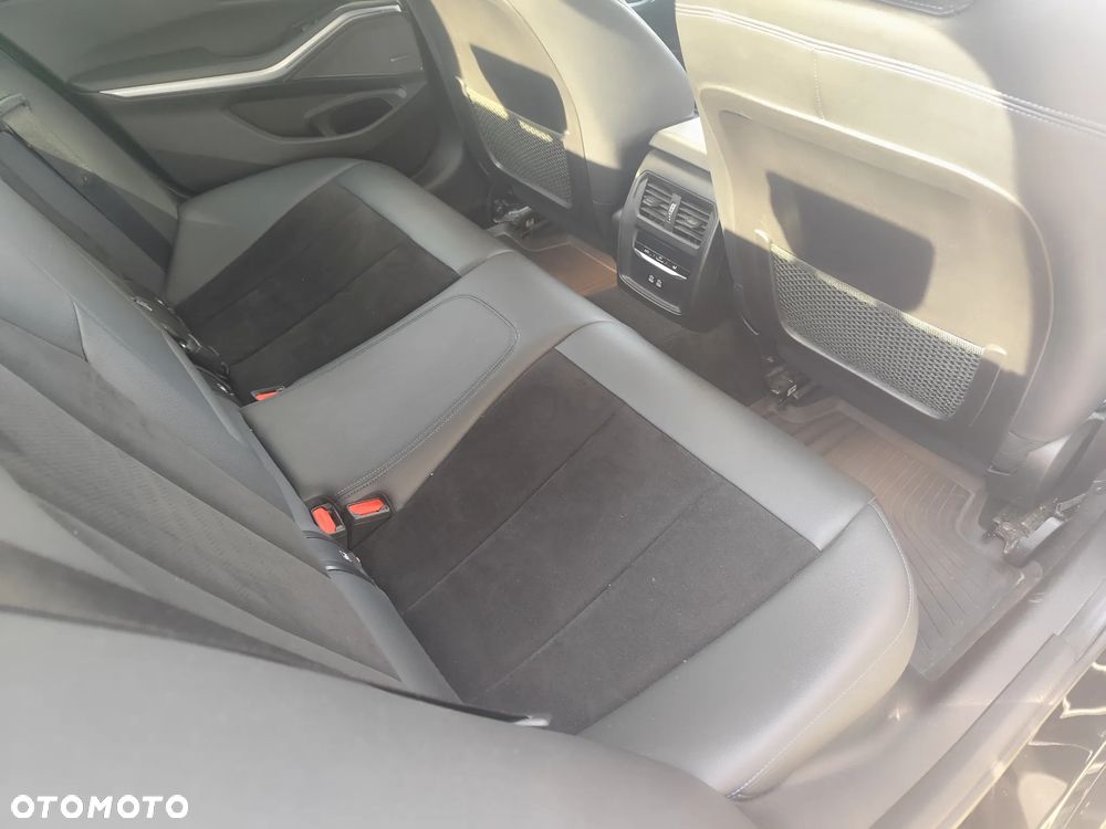 BMW Seria 3 320d xDrive MHEV Advantage sport - 21