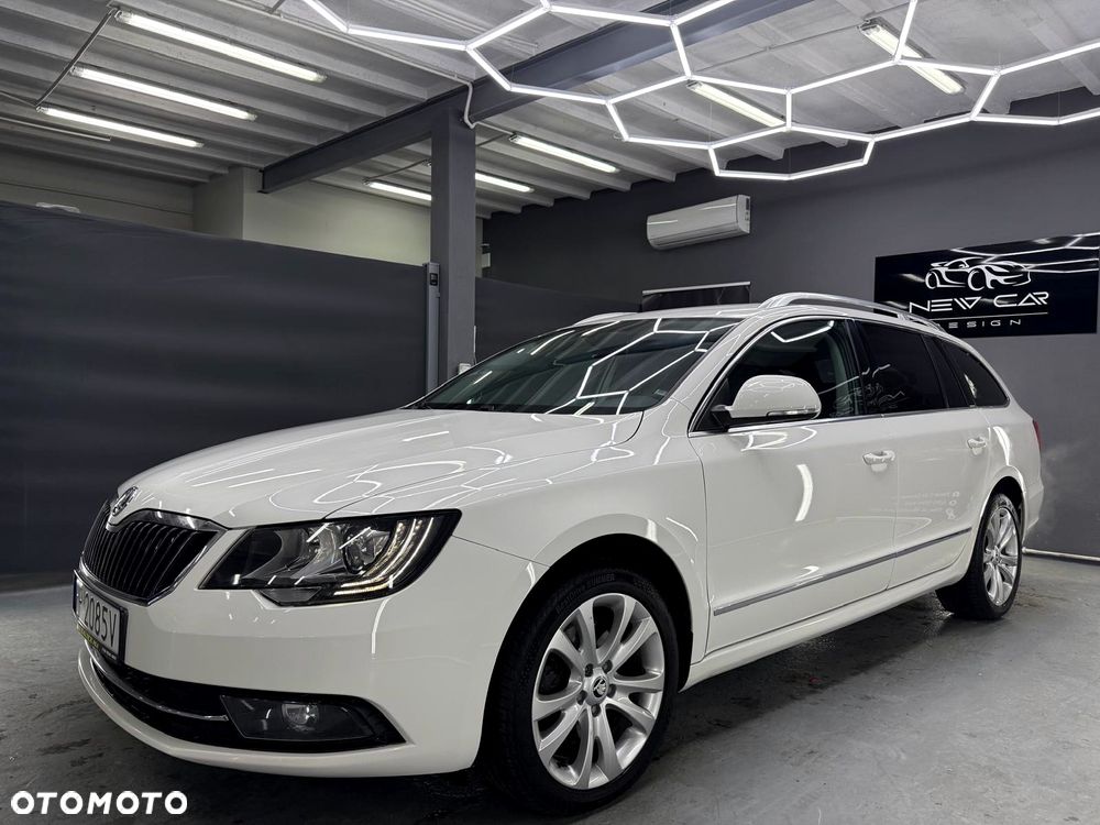 Skoda Superb 1.8 TSI Elegance DSG - 13