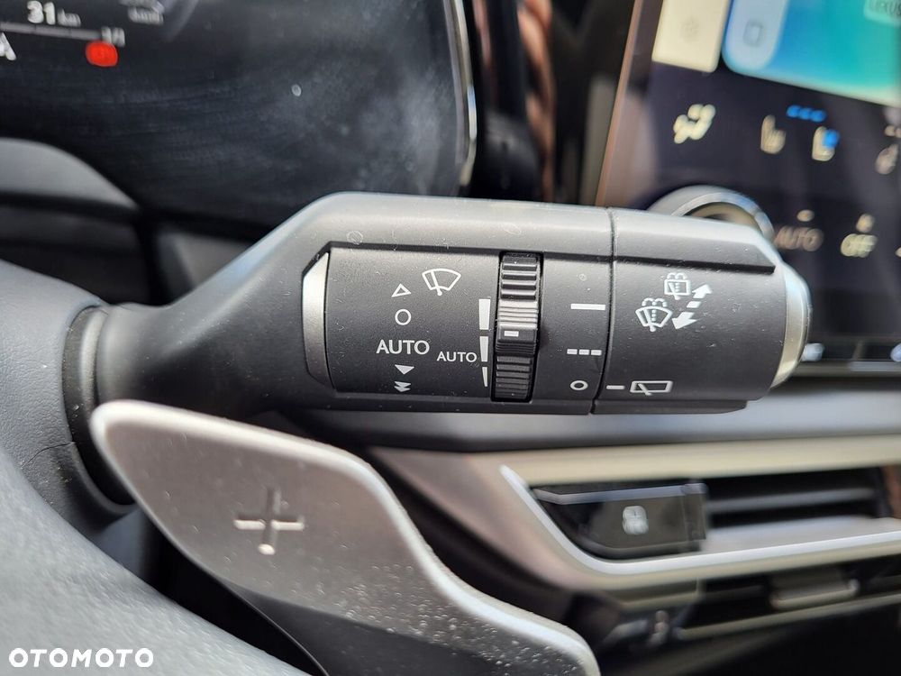 Lexus RX 450h+ F Sport Design - 35