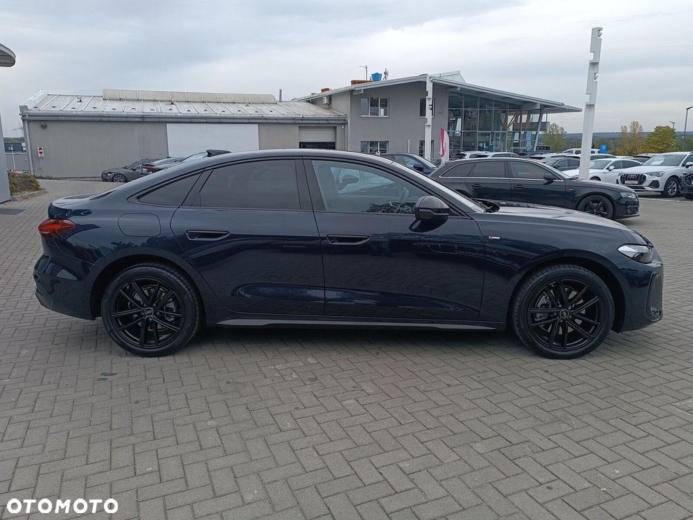 Audi A5 Limousine - 8