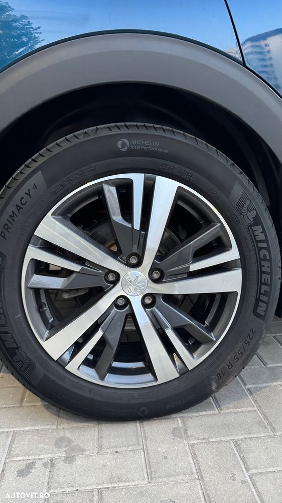 Peugeot 3008 225 e-EAT8 Roadtrip - 12