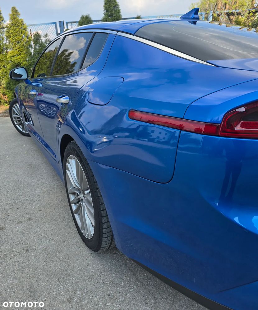 Kia Stinger 2.0 T-GDI GT Line - 16