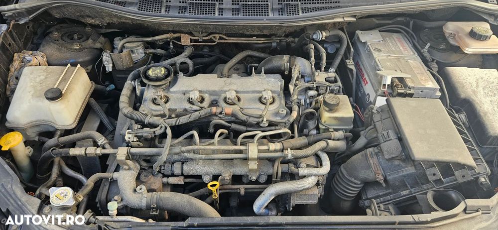 Mazda 5 2.0 CD DPF Comfort - 16