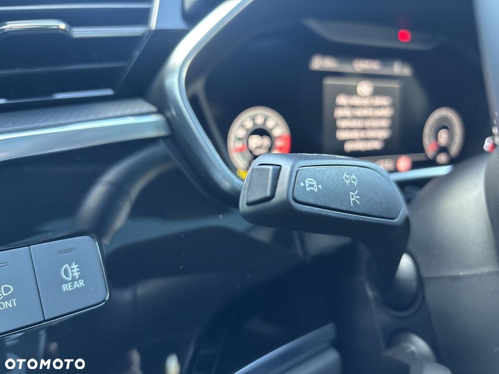 Audi Q3 35 TFSI mHEV Advanced S tronic - 28