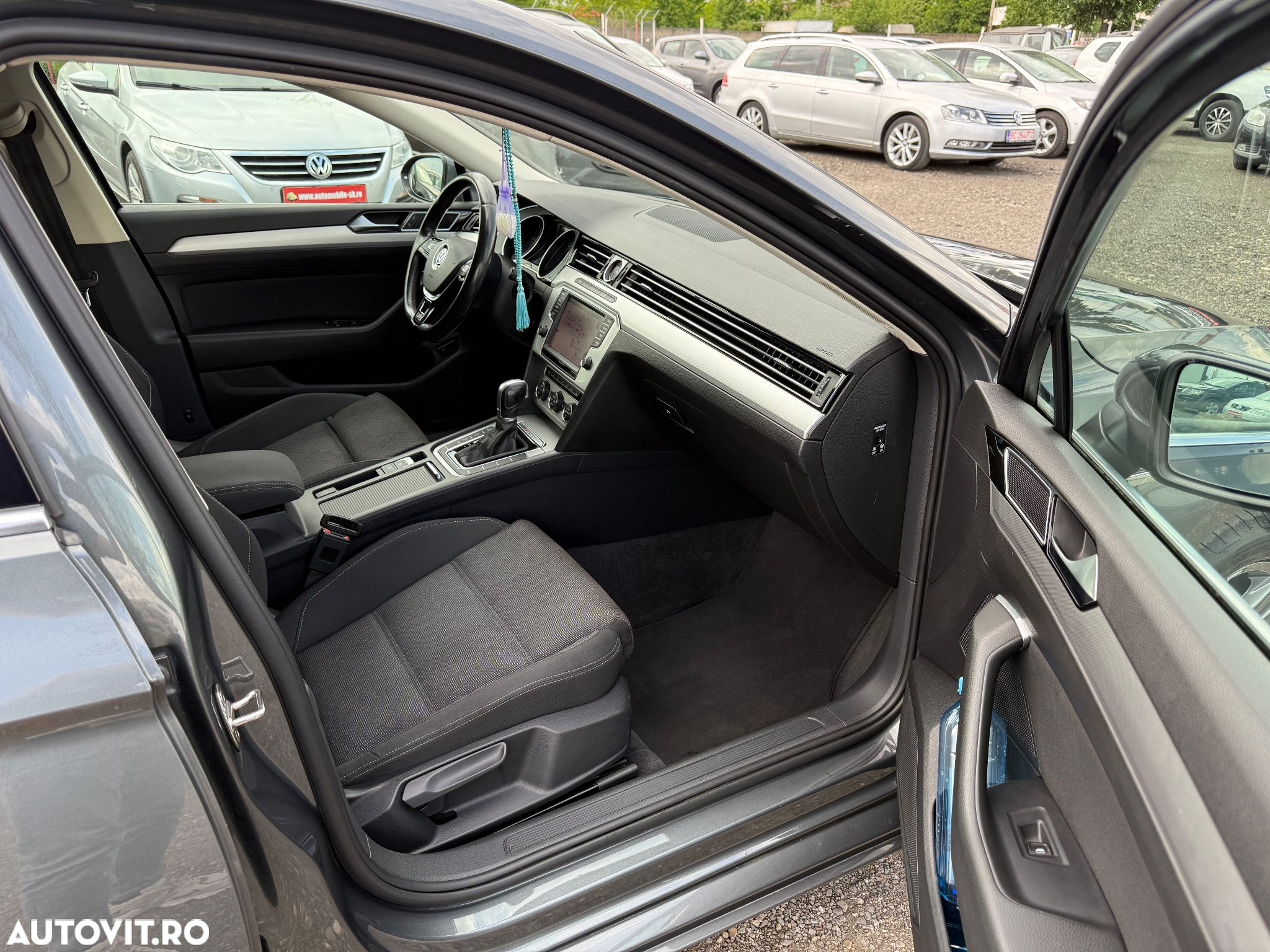 Volkswagen Passat Variant 2.0 TDI DSG 4Motion Highline - 10