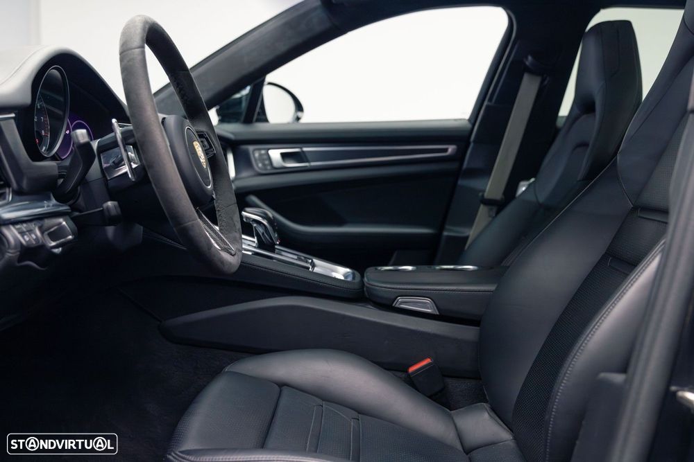 Porsche Panamera Sport Turismo 4 E-Hybrid Platinum Edition - 21