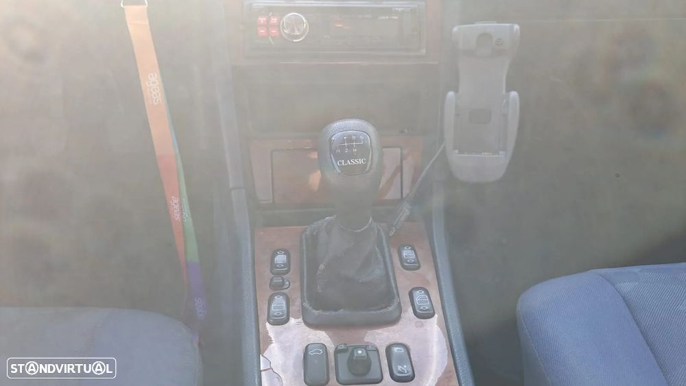 Mercedes-Benz C 180 Classic - 37
