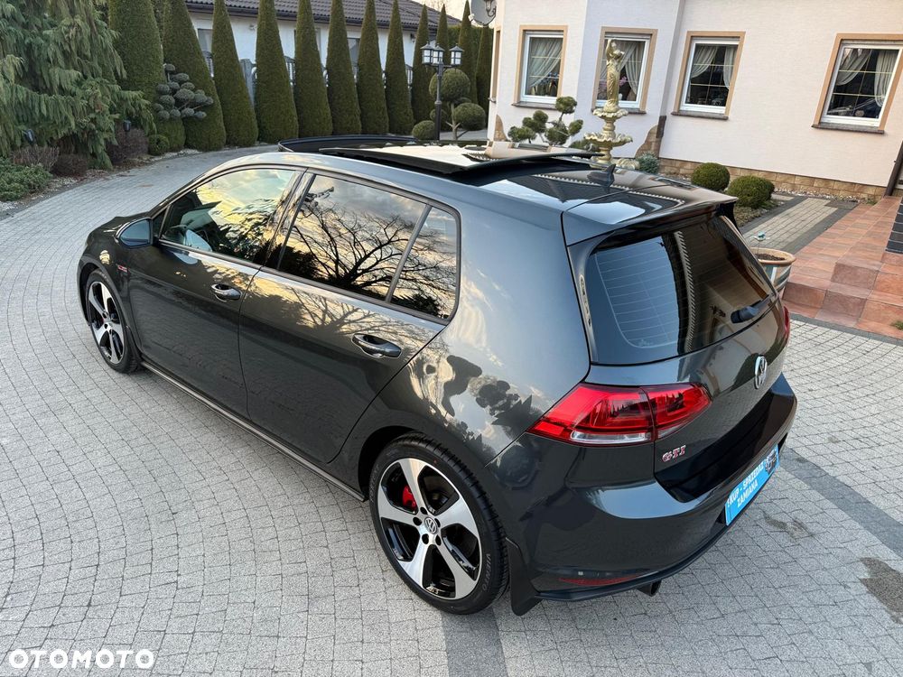 Volkswagen Golf GTI (BlueMotion Technology) DSG - 18