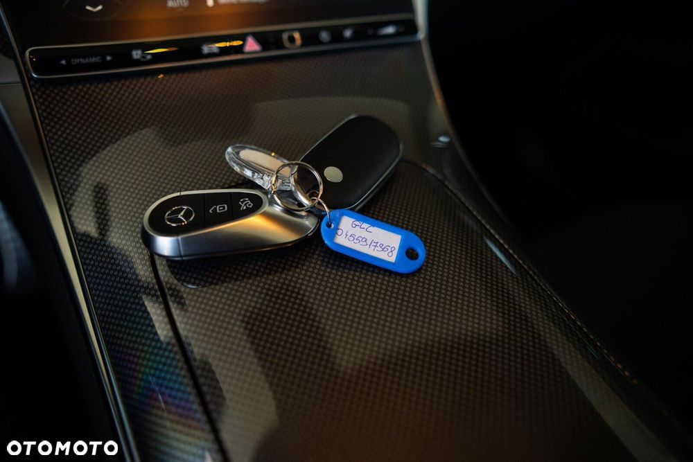 Mercedes-Benz GLC - 14