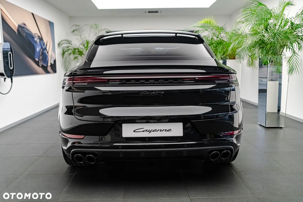 Porsche Cayenne - 4