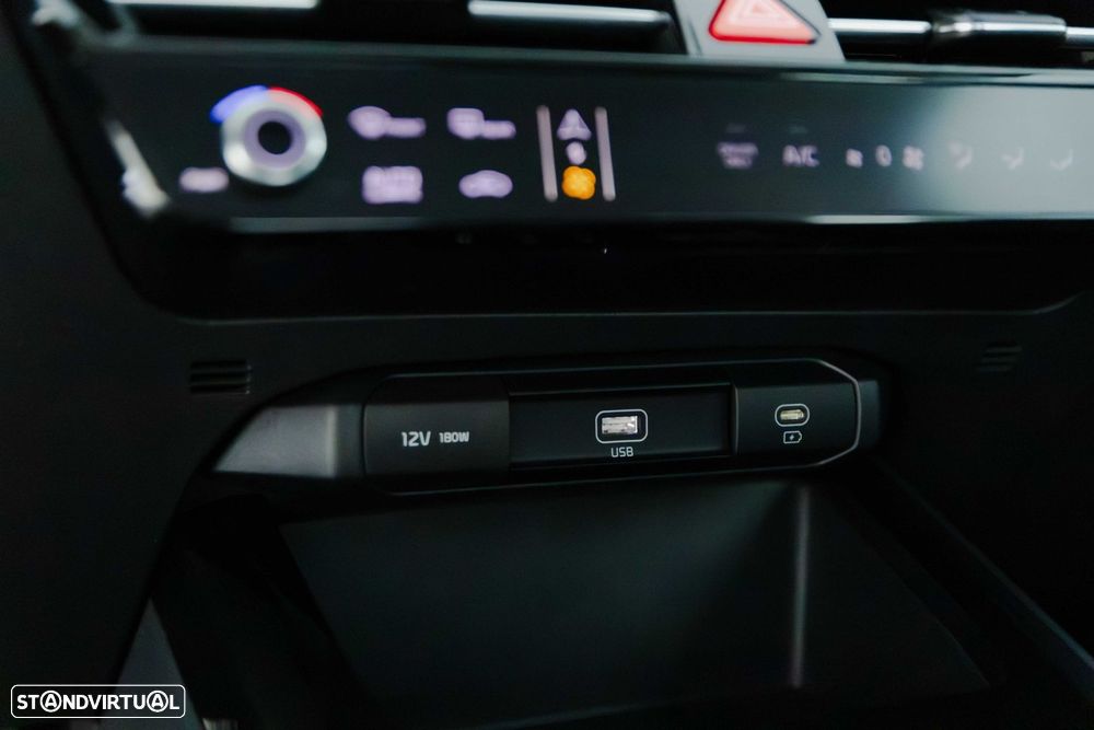 Kia Niro EV 64kWh Drive - 29