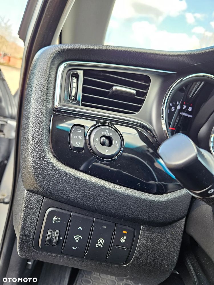 Kia Ceed 1.6 GDI L Business Line - 16