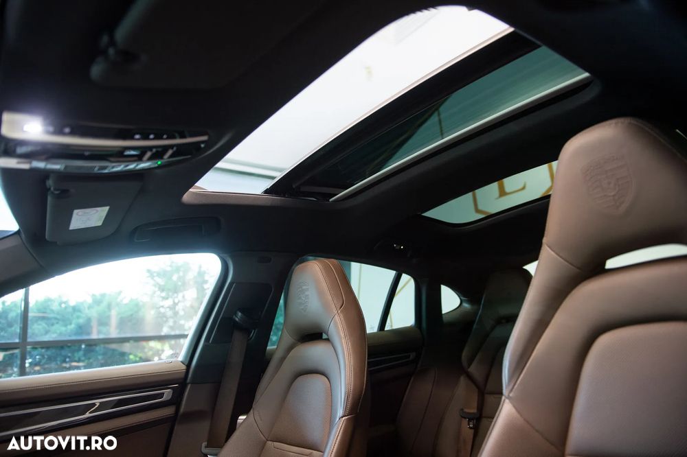 Porsche Panamera 4 E-Hybrid Executive - 15