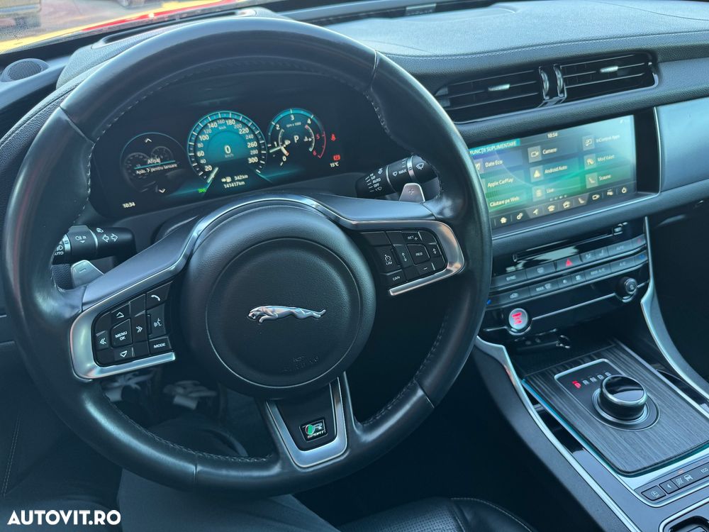 Jaguar XF 25d AWD R-Sport - 25