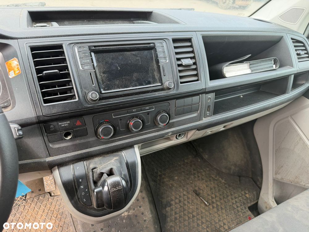 Volkswagen Transporter - 10