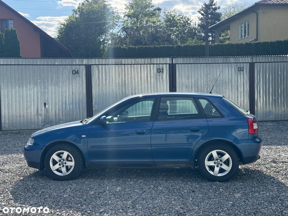 Audi A3 Sportback - 7