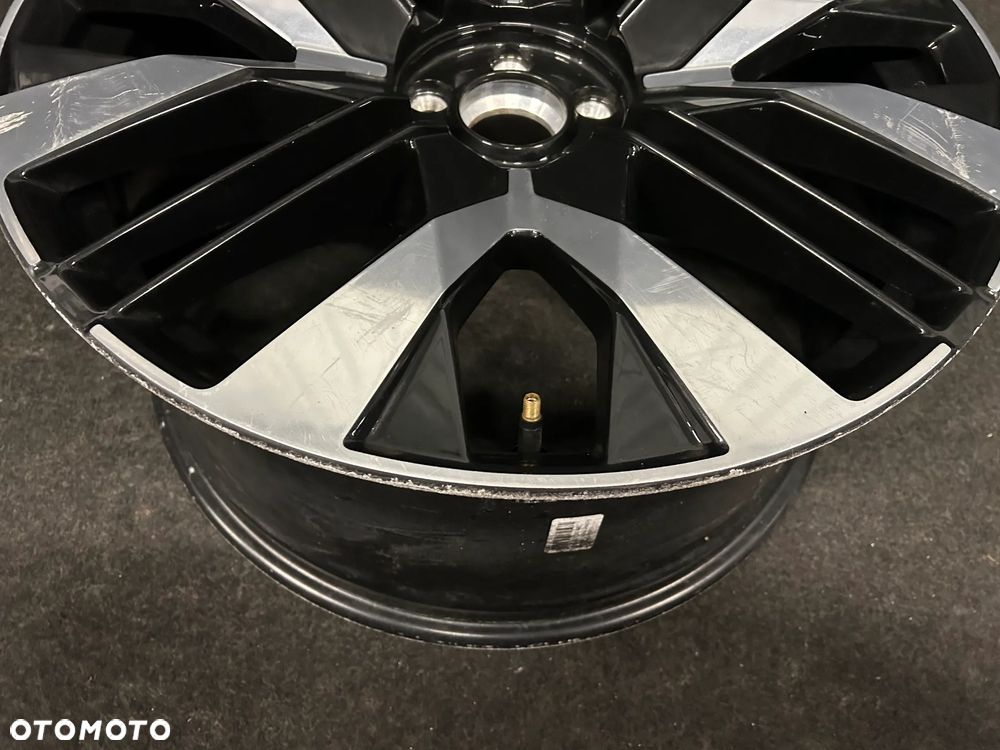 Alufelga Polestar 3 Performance, Volvo 22 cale 5x108 tył 1szt. Z czujnikiem! 32134146 - 3