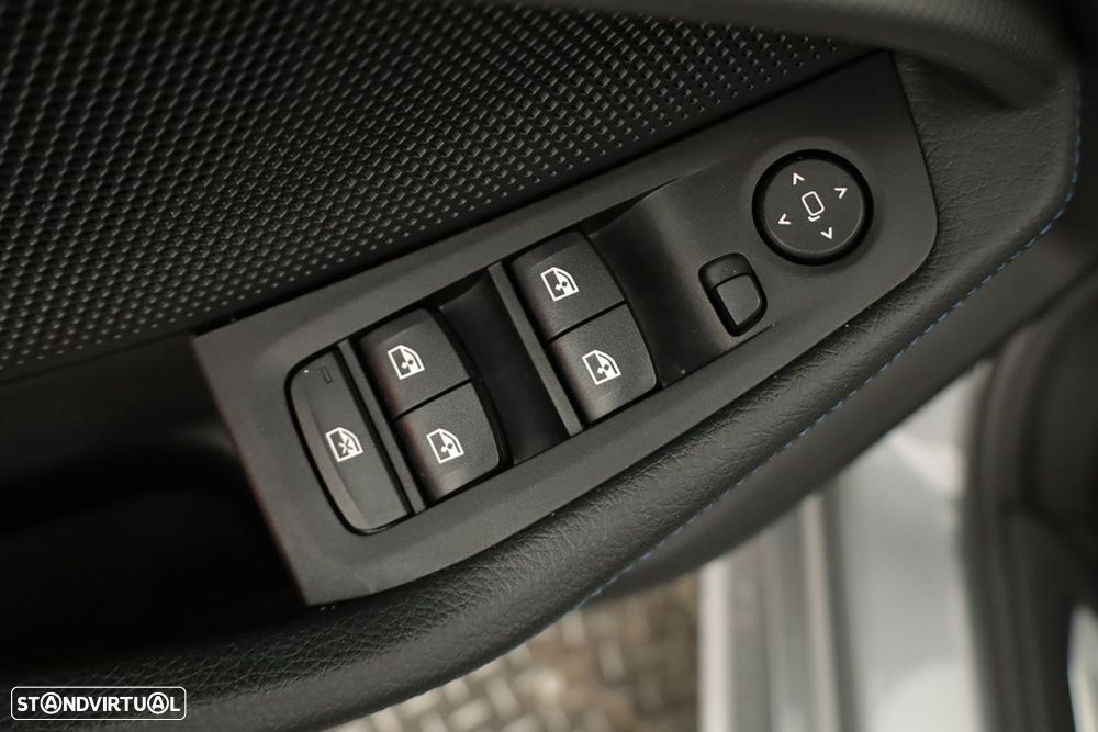 BMW 116 d Pack Desportivo M Auto - 21