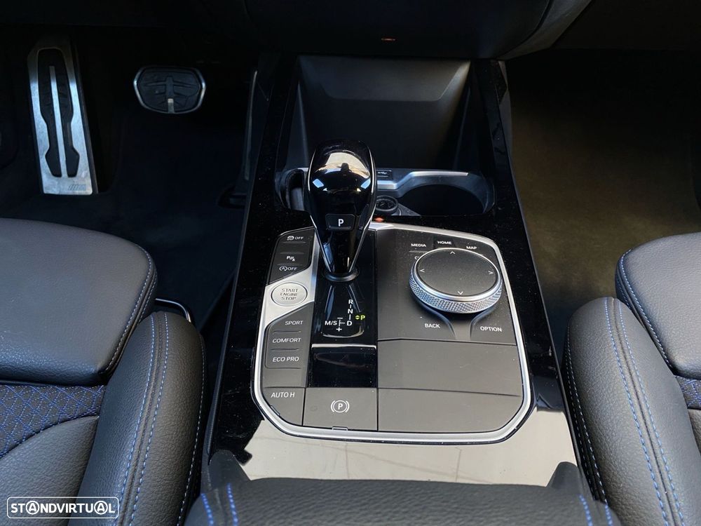 BMW 218 Gran Coupé d Pack Desportivo M - 12