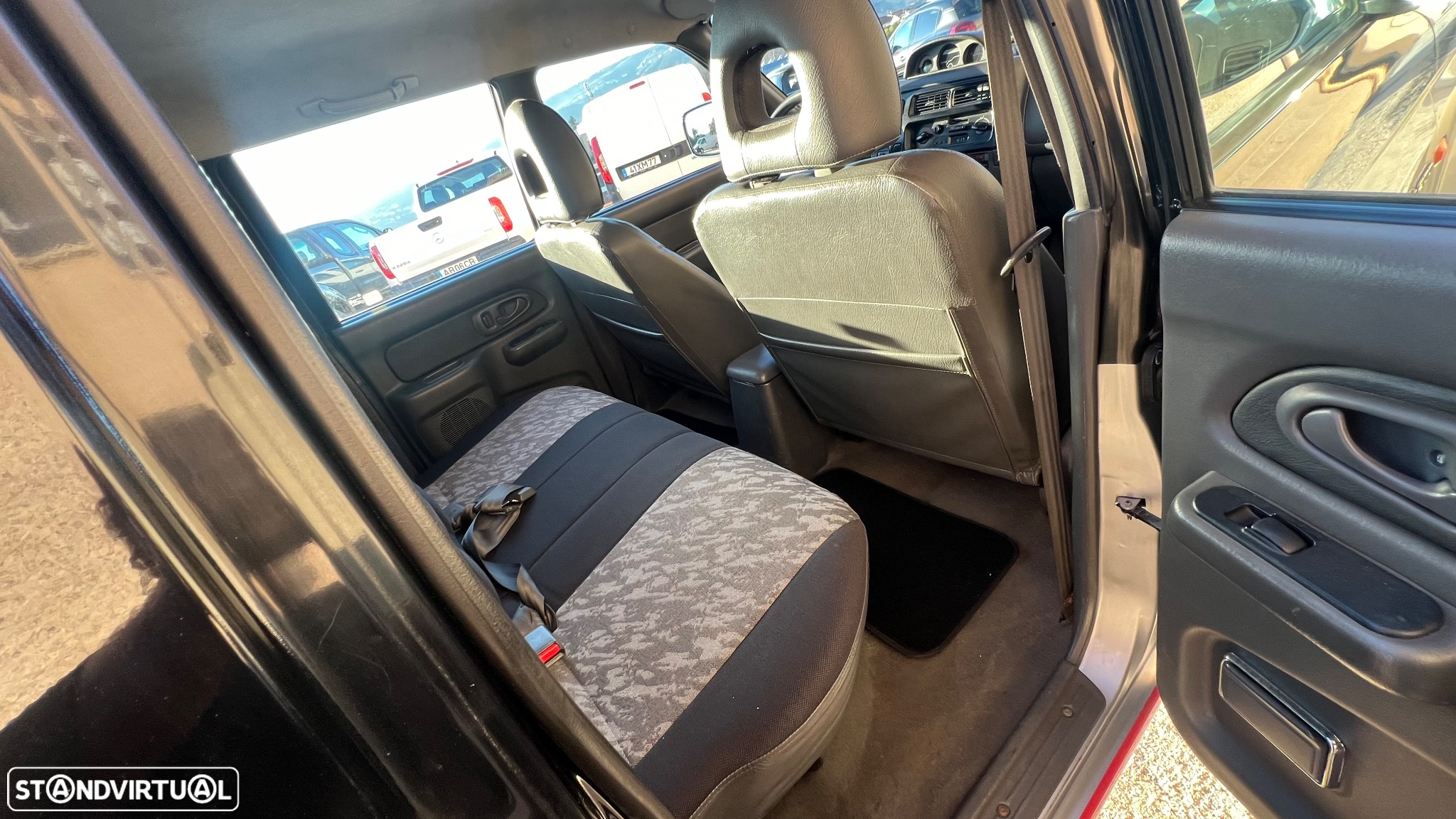 Mitsubishi L200 2.5 TD CD - 28