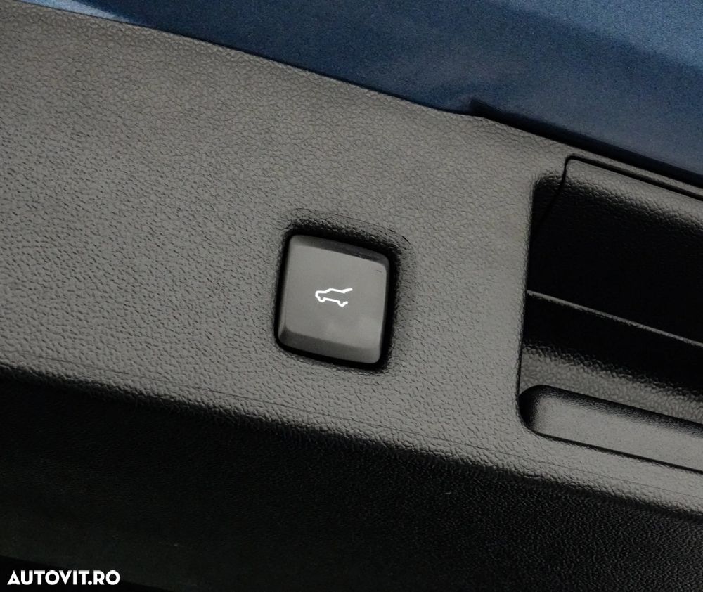 Ford Kuga 2.5 Duratec PHEV TITANIUM - 24