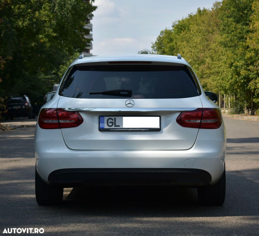 Mercedes-Benz C 220 d 4Matic T 7G-TRONIC - 6