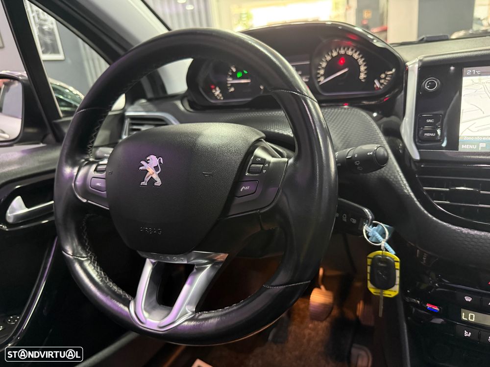 Peugeot 208 PureTech 82 Start & Stop Allure - 20