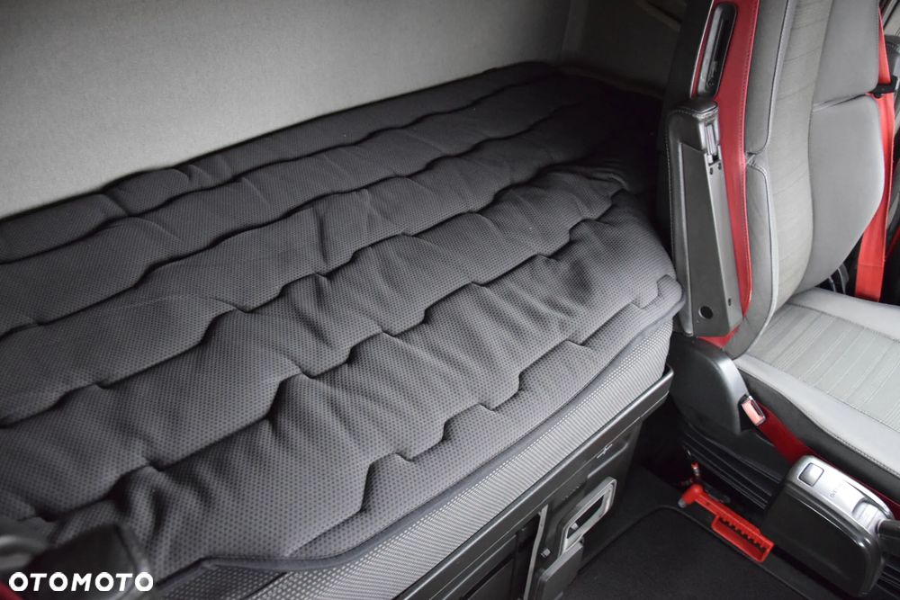 Volvo FH500 / FULL ADR / HYDRAULIKA / EURO 6 / ACC / LEDY / ALUFELGI / SERWISOWANY / SPROWADZONY - 35