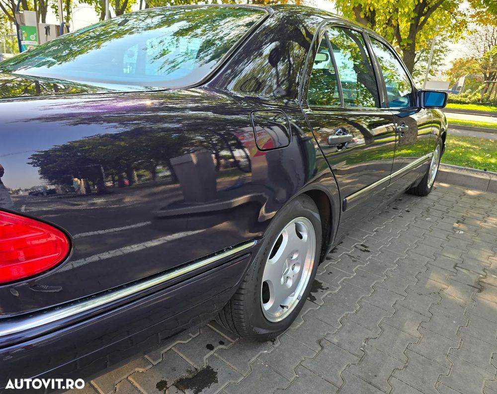 Mercedes-Benz E - 14