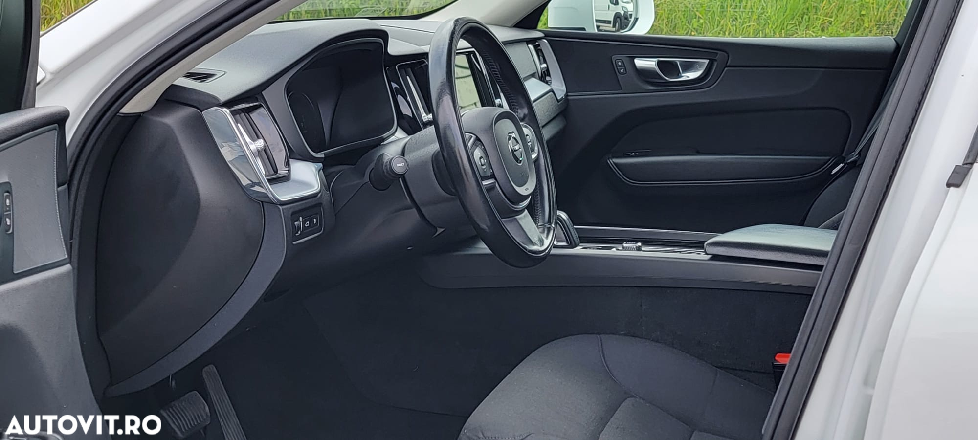 Volvo XC 60 Recharge T6 Twin Engine eAWD Inscription Expression - 25